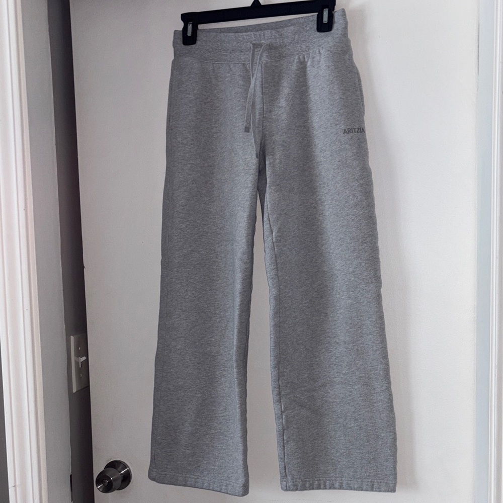 ARITZIA Cozy Sweatfleece Sweatpants